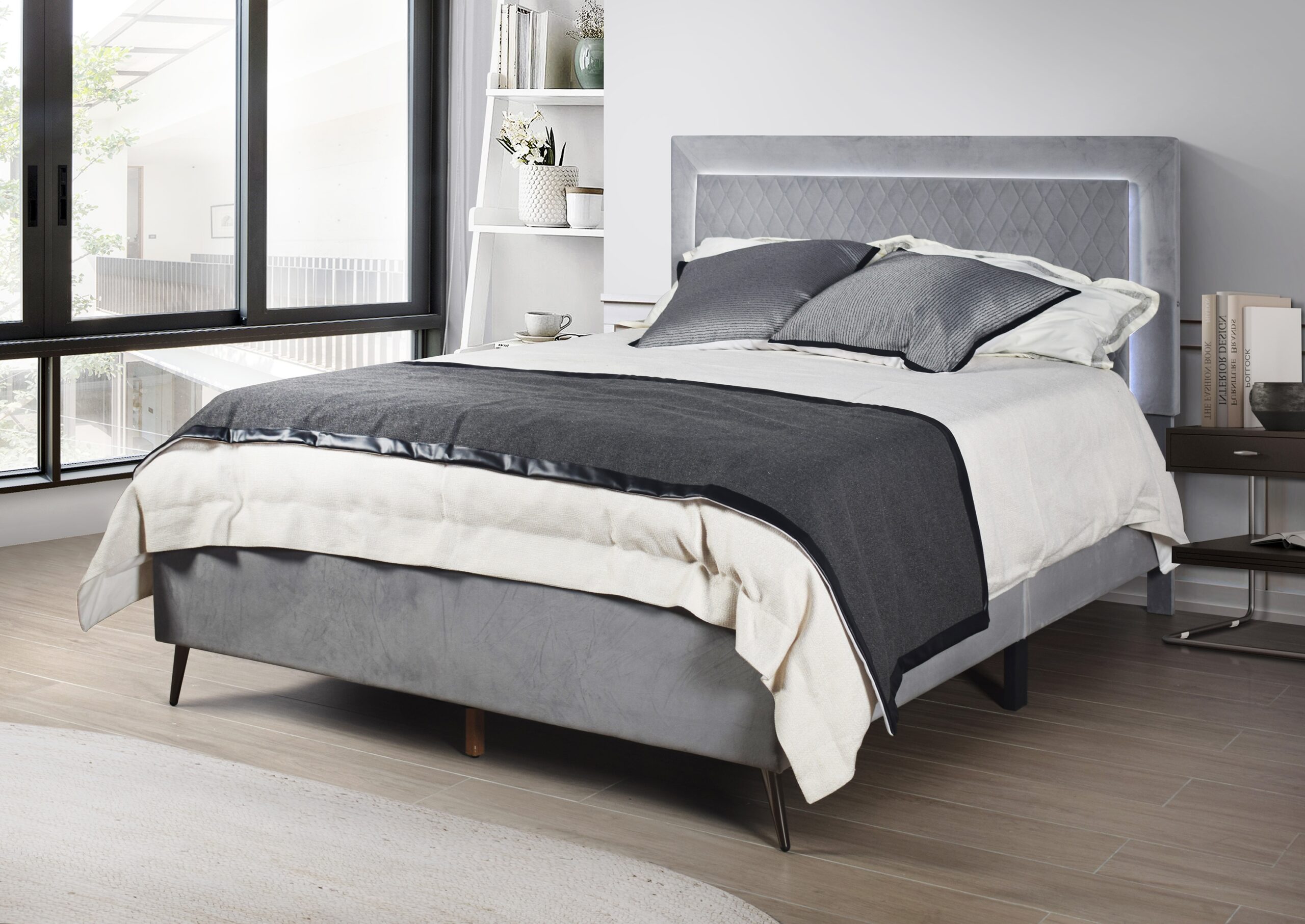 M7516-EKING - GUILIANA